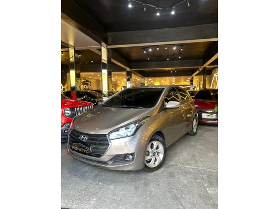 HYUNDAI HB20 1.6 COMFORT PLUS 16V FLEX 4P AUTOMÁTICO HYUNDAI HB20 1.6 COMFORT PLUS 16V FLEX 4P AUTOMÁTICO